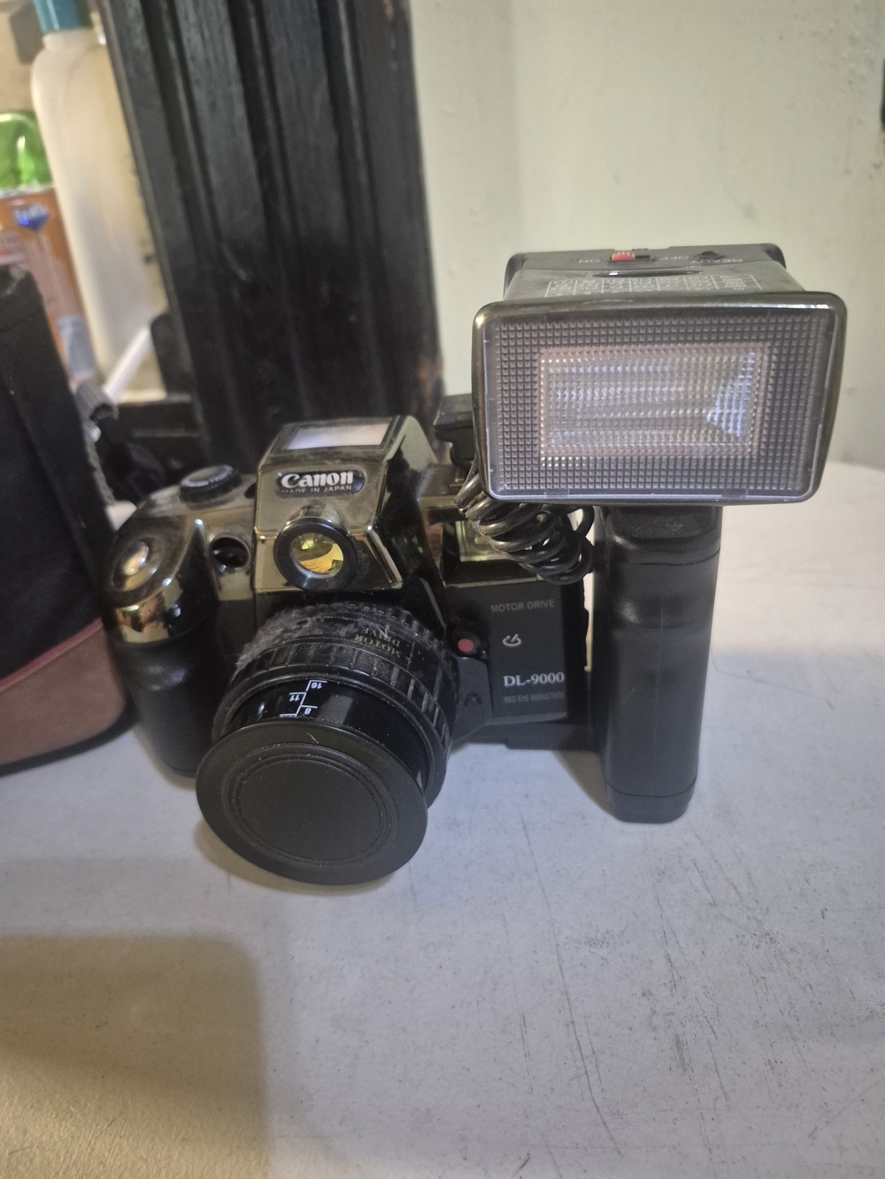 Canon Black DL-9000 35mm Camera with Mounted Flash and Grip